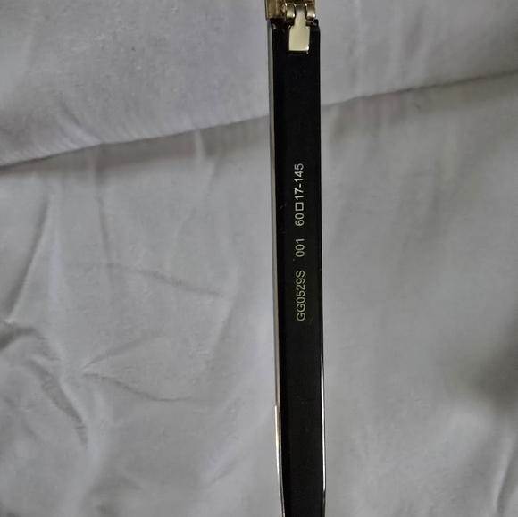 2 Authentic Gucci glass frame - Picture 8 of 8